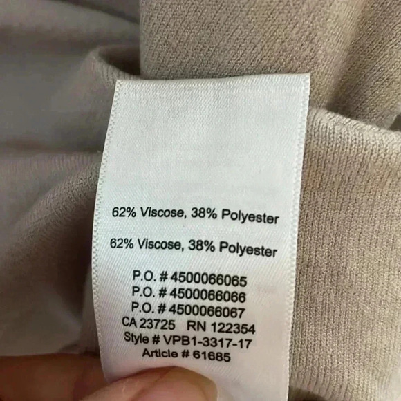 [L]Babaton  LS Tan V Neck Pullover Sweater viscose Blend - Picture 9 of 9